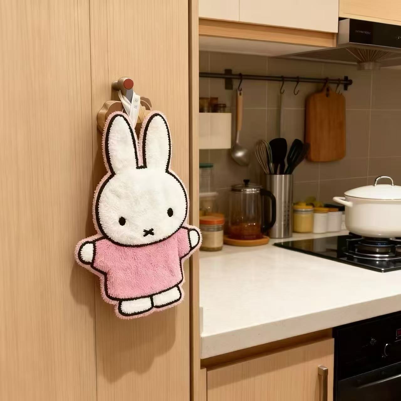 Miffy Rabbit Hand Towel Hangab - Golf Towel 评论和价格